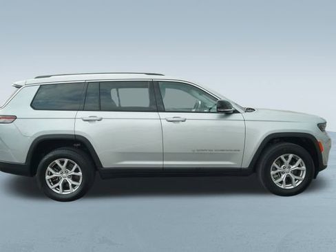 Used 2021 Jeep Grand Cherokee L Limited image 9