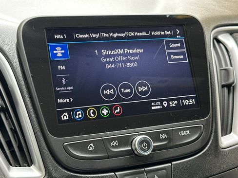 Used 2023 Chevrolet Malibu LT image 20