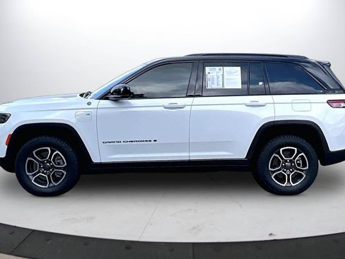 Used 2023 Jeep Grand Cherokee Trailhawk AWD/4WD image 5