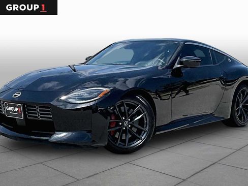 Used 2024 Nissan Z Performance w/ Floor Mat Package RWD image 1