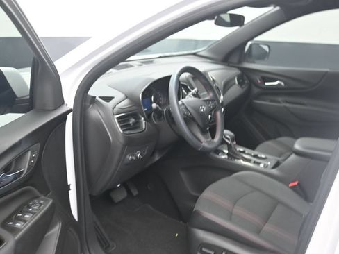 Used 2024 Chevrolet Equinox RS FWD image 10