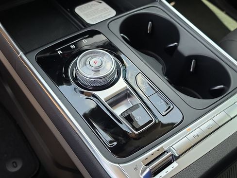 New 2026 Kia Carnival SX FWD image 28