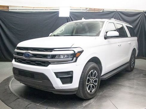 Used 2024 Ford Expedition Max XLT AWD/4WD image 6