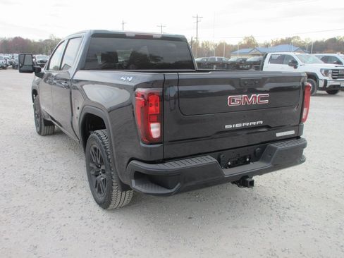 New 2026 GMC Sierra 1500 Elevation image 8