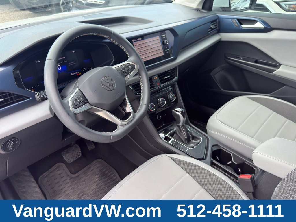 Used 2023 Volkswagen Taos SE FWD image 8