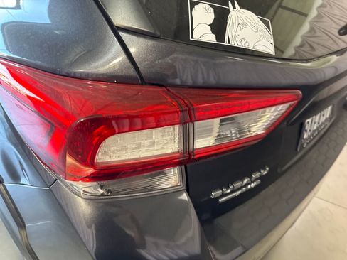 Used 2018 Subaru Crosstrek 2.0i Premium AWD/4WD image 11