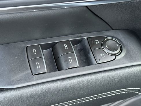 New 2026 GMC Terrain Denali w/ LPO, Floor Liner Package image 11