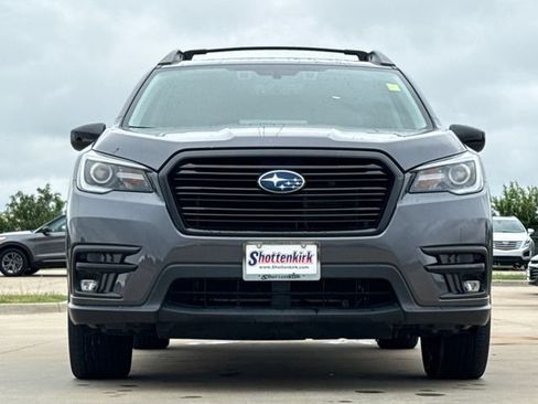 Used 2022 Subaru Ascent Onyx Edition AWD/4WD image 2
