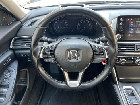 Used 2020 Honda Accord Touring image 27