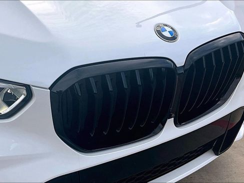 Used 2021 BMW X5 xDrive40i w/ M Sport Package image 36