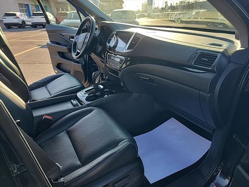 Used 2017 Honda Ridgeline RTL-E image 31