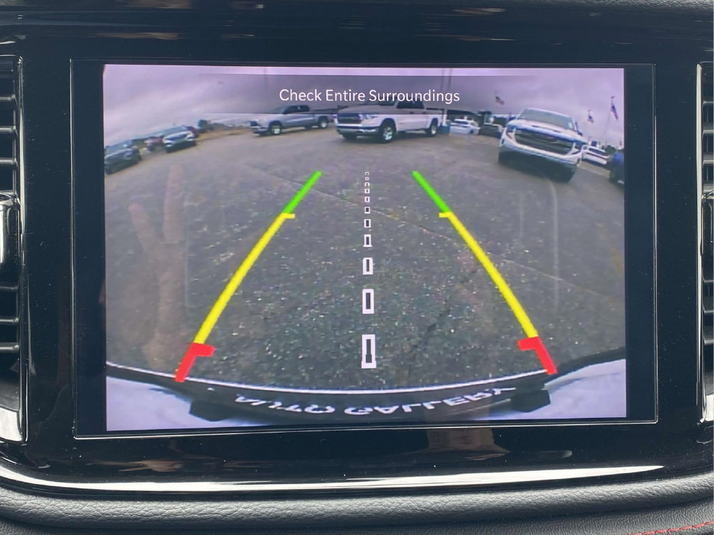 Used 2025 Dodge Durango GT RWD image 26