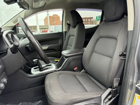 Used 2019 Chevrolet Colorado LT w/ Colorado RST Special Edition image 11