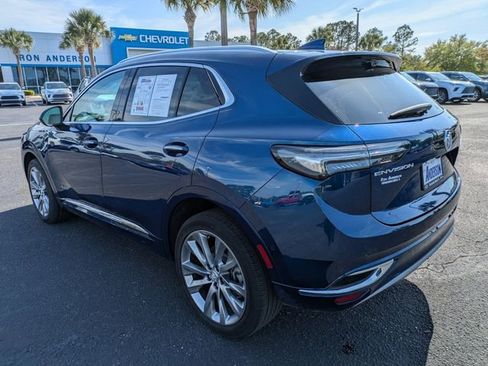 Used 2023 Buick Envision Avenir image 6