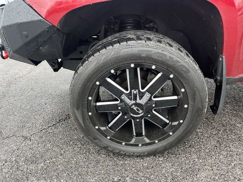 Used 2017 Chevrolet Colorado Z71 image 20