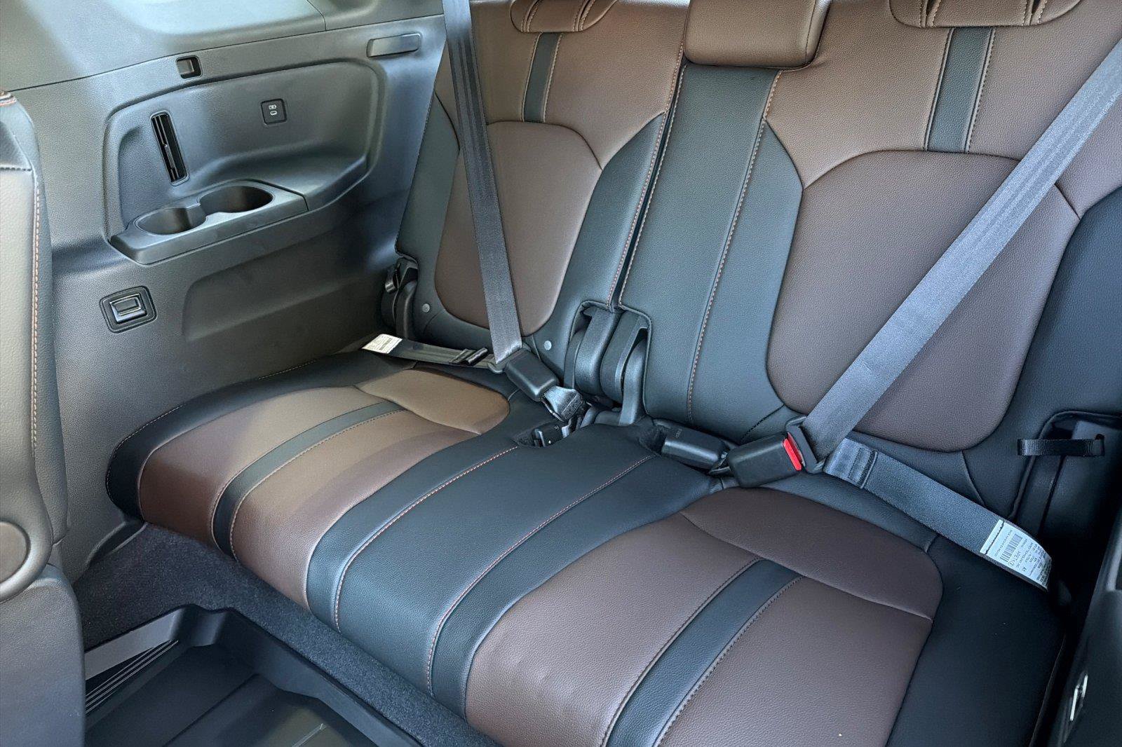 New 2026 Honda Pilot TrailSport image 13