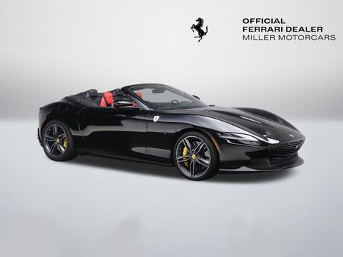 Certified 2024 Ferrari Roma Spider image 11