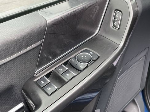 Used 2023 Ford F150 Lariat AWD/4WD image 11