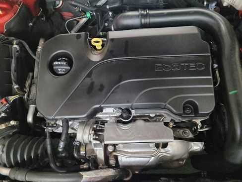 Used 2024 Chevrolet Malibu LT image 30