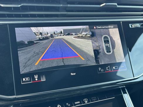Certified 2025 Audi Q8 Prestige w/ Prestige Package image 17