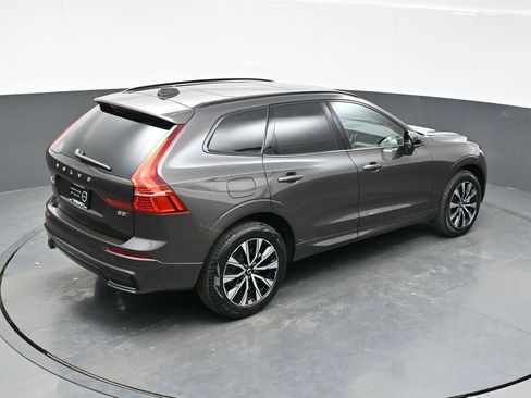 Used 2025 Volvo XC60 B5 Plus w/ Climate Package AWD/4WD image 36