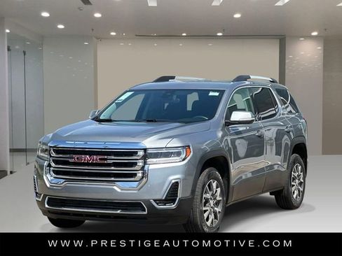 Used 2023 GMC Acadia SLE w/ Driver Convenience Package FWD image 1