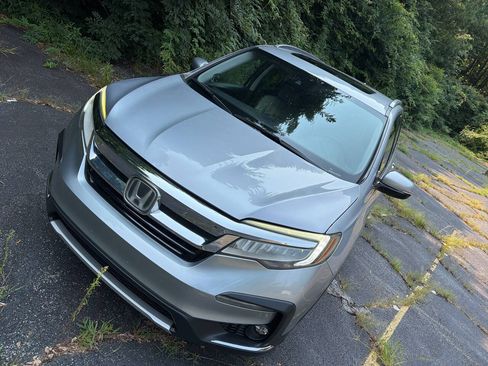 Used 2019 Honda Pilot Elite image 12