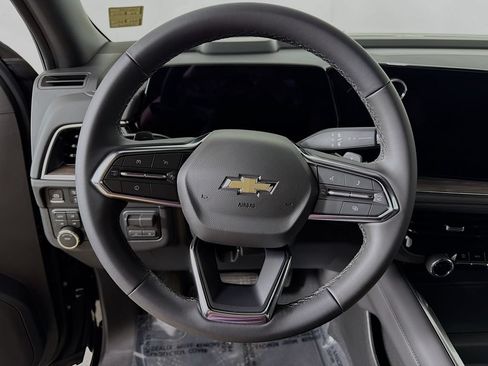 New 2026 Chevrolet Suburban LS w/ Max Trailering Package AWD/4WD image 12