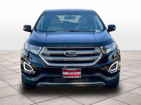 Used 2018 Ford Edge Titanium w/ Equipment Group 301A image 3