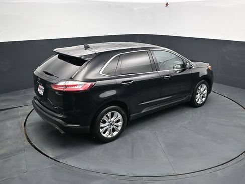 Used 2022 Ford Edge Titanium w/ Equipment Group 301A AWD/4WD image 37