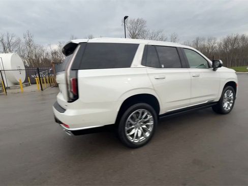 Used 2023 Cadillac Escalade Premium Luxury Platinum w/ Heavy-Duty Trailer Package image 7