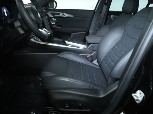 Used 2024 Dodge Hornet GT image 18