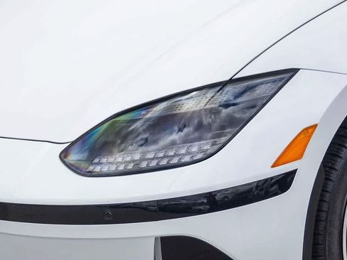 Used 2023 Hyundai Ioniq 6 SEL AWD/4WD image 8