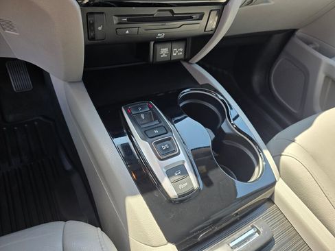 Used 2019 Honda Pilot Touring image 24