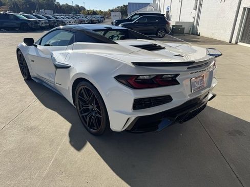 Certified 2023 Chevrolet Corvette Z06 image 8