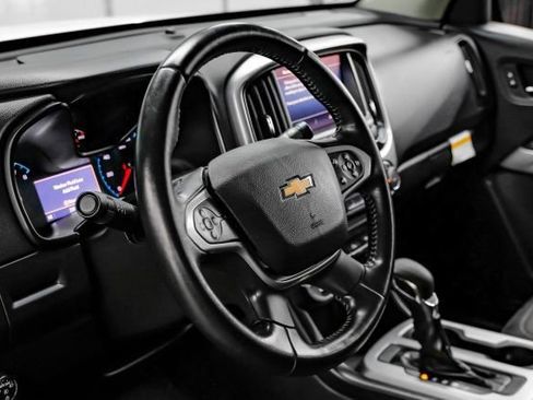 Used 2022 Chevrolet Colorado LT w/ LT Convenience Package image 21