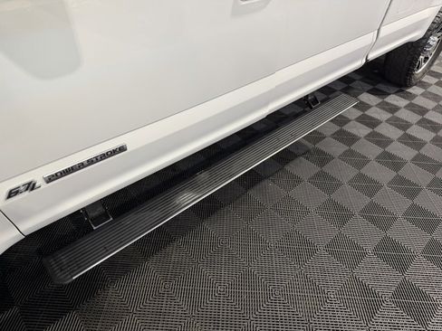 Used 2021 Ford F250 Platinum image 9