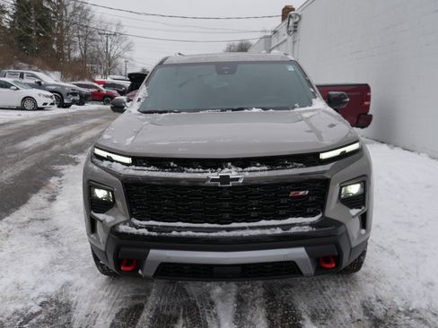 New 2026 Chevrolet Traverse Z71 w/ Enhanced Driving Package image 3