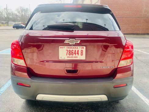 Used 2016 Chevrolet Trax LT w/ LT Convenience Package image 8