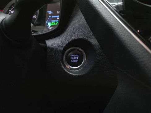 Used 2022 Toyota Corolla Cross LE w/ Moonroof Package AWD/4WD image 23