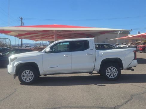 New 2026 Toyota Tacoma SR5 image 2