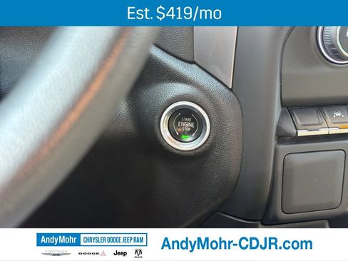 Used 2022 Chevrolet Silverado 1500 Custom AWD/4WD image 27