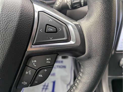 Certified 2024 Ford Edge SEL image 19