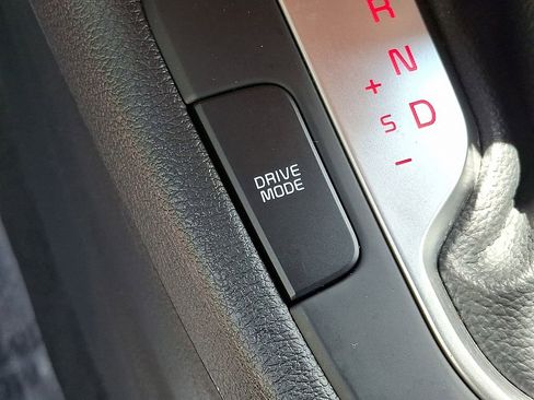 Used 2023 Kia Forte LXS FWD image 22