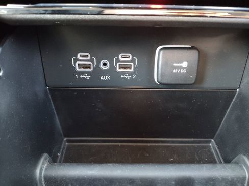 Used 2024 Jeep Grand Cherokee L Laredo AWD/4WD image 29