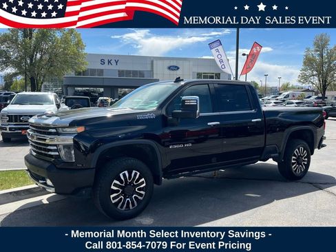 Used 2020 Chevrolet Silverado 2500 High Country w/ Technology Package AWD/4WD image 1
