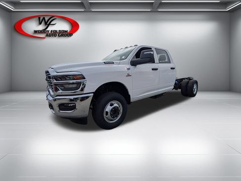 New 2026 RAM 3500 Tradesman w/ Chrome Appearance Group A AWD/4WD image 10