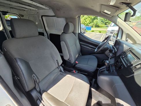 Used 2017 Nissan NV200 SV w/ Technology Package FWD image 20