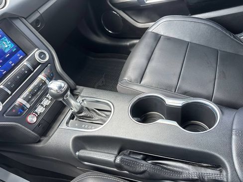 Used 2022 Ford Mustang Premium RWD image 19