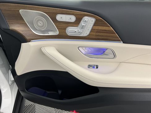 New 2025 Mercedes-Benz GLS 450 4MATIC image 26